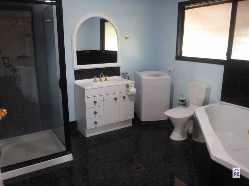 6 Hill Street, Tingoora QLD 4608
