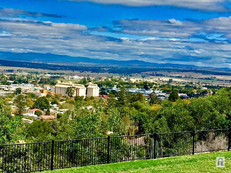 23 Coral Street, Kingaroy QLD 4610
