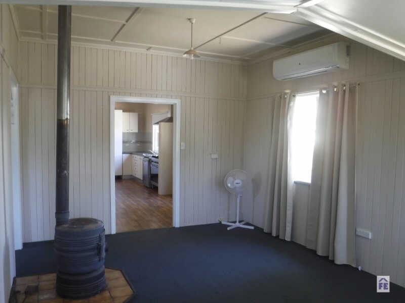50 Carinya Street, Kingaroy QLD 4610