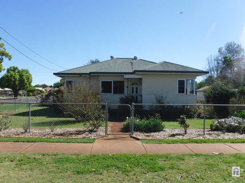 44 Avoca Street, Kingaroy QLD 4610