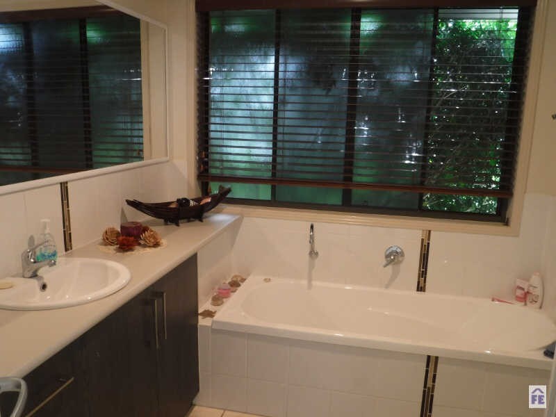6 Daisy Court, Kingaroy QLD 4610