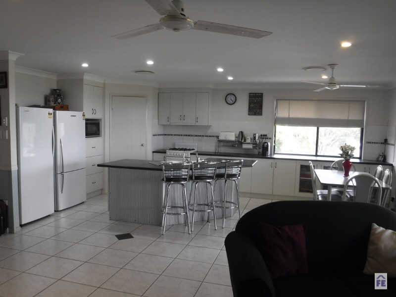 9 Sonaree Drive, Kingaroy QLD 4610