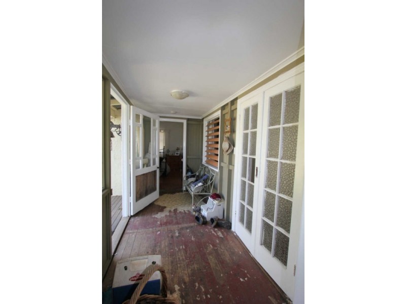 137 Birch Road, Wattle Camp QLD 4615