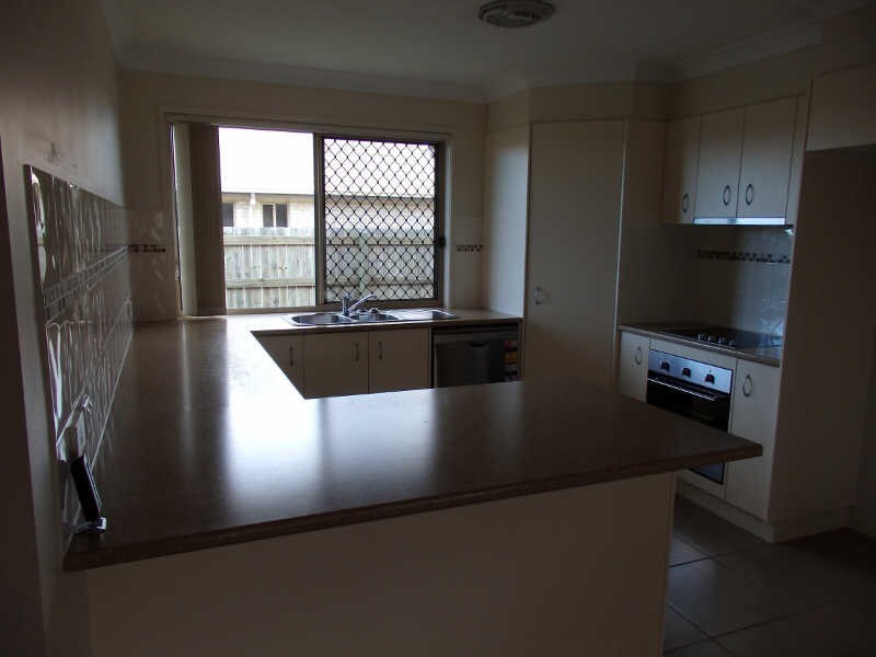 14 Parkside Drive, Kingaroy QLD 4610
