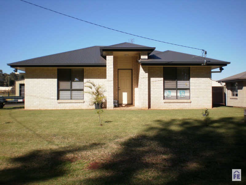10 King Street, Memerambi QLD 4610