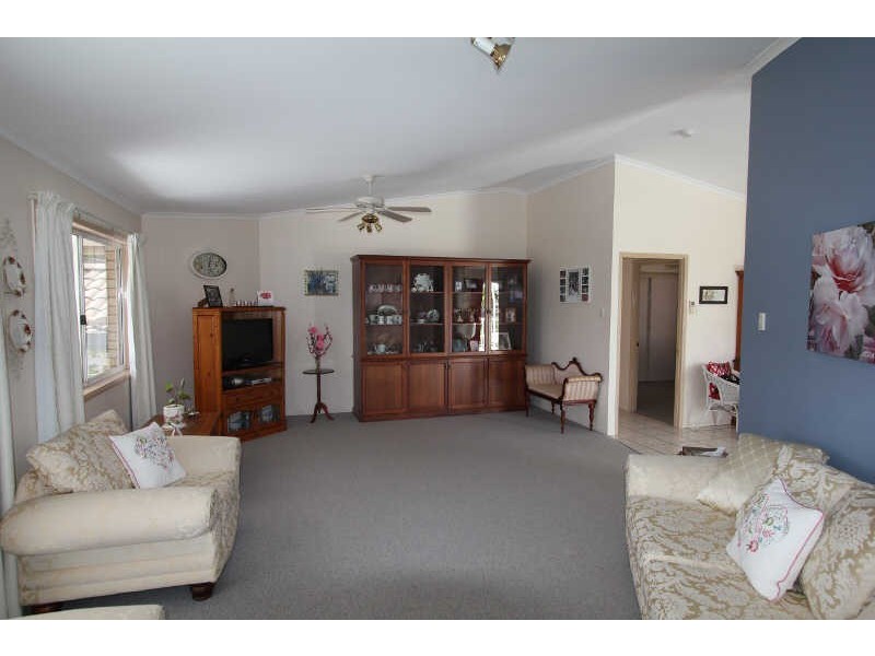 38 Adermann Drive, Kingaroy QLD 4610
