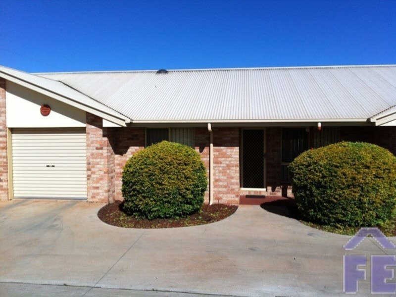 2/13 Tessmanns Road, Kingaroy QLD 4610