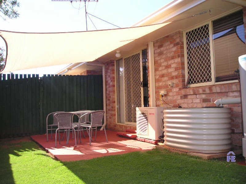 2/13 Tessmanns Road, Kingaroy QLD 4610
