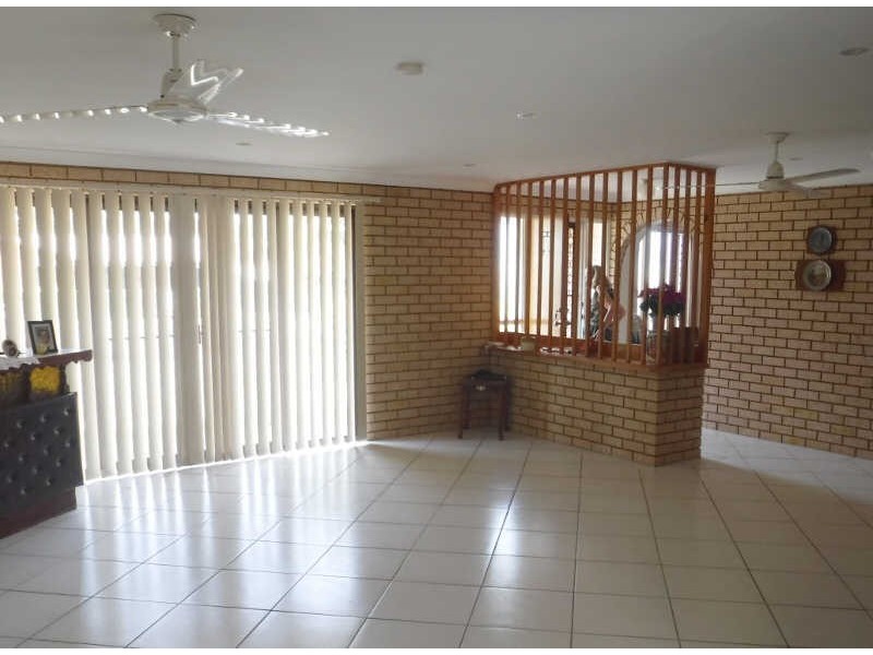 4 Cowie Drive, Kingaroy QLD 4610