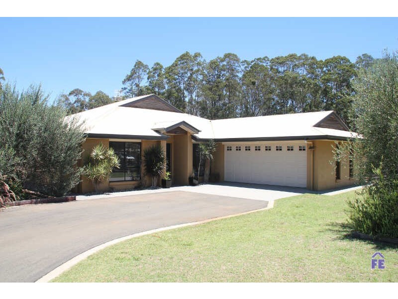 14-16 Premier Drive, Kingaroy QLD 4610