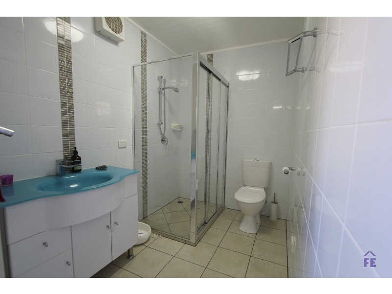 14-16 Premier Drive, Kingaroy QLD 4610