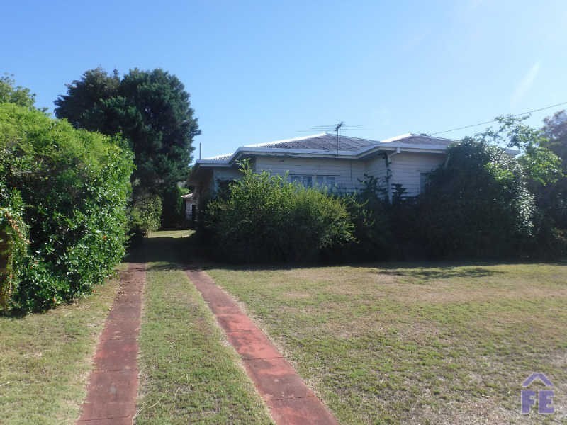 10 Webster Street, Kingaroy QLD 4610