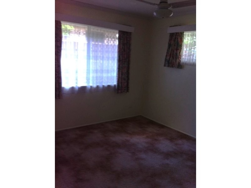 8 McInnerney Street, Collingwood Park QLD 4301