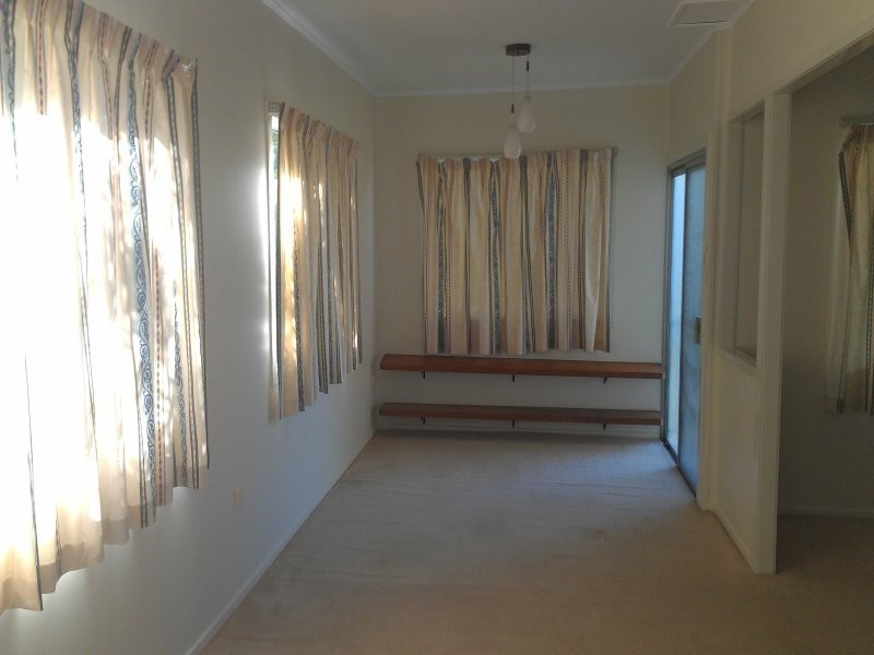 17 Ipswich Street, Riverview QLD 4303