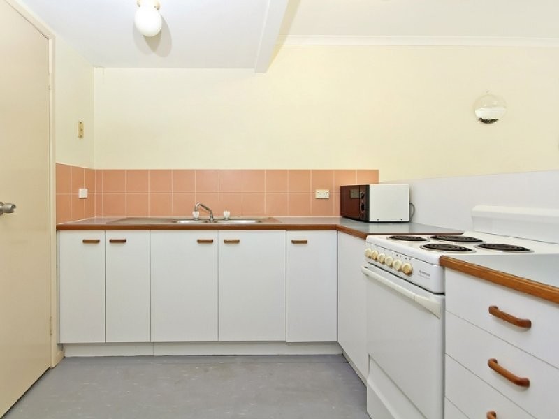 6/14 Spencer Street, Redbank QLD 4301
