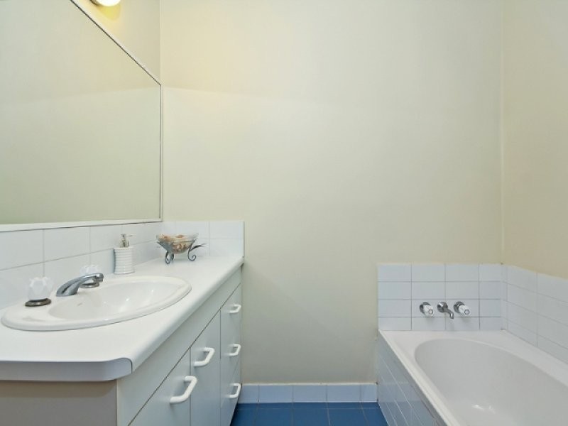 6/14 Spencer Street, Redbank QLD 4301