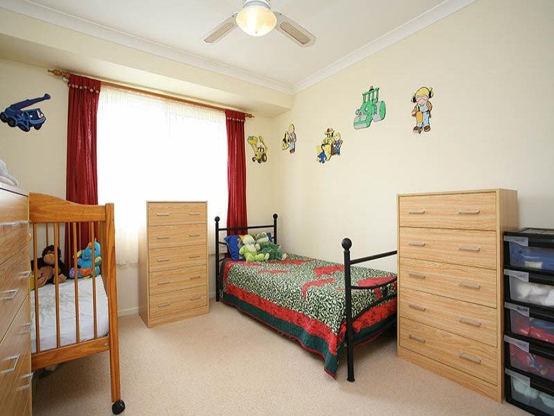 16 Bombala Court, Collingwood Park QLD 4301