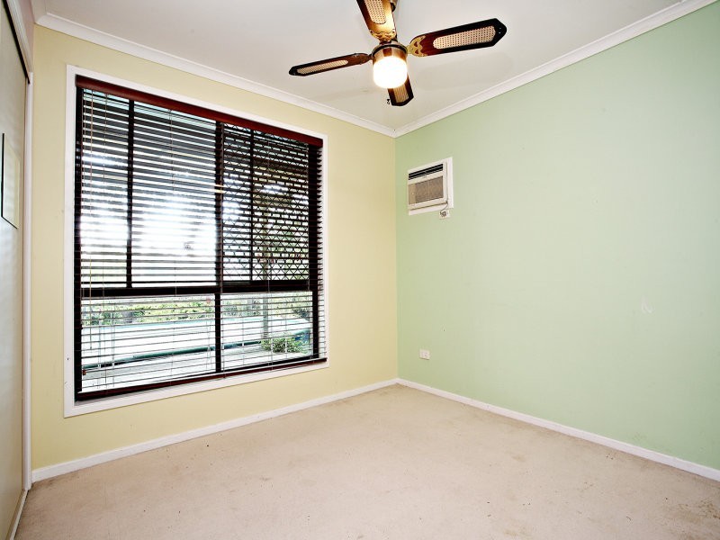 8 W G Hayden Drive, Collingwood Park QLD 4301