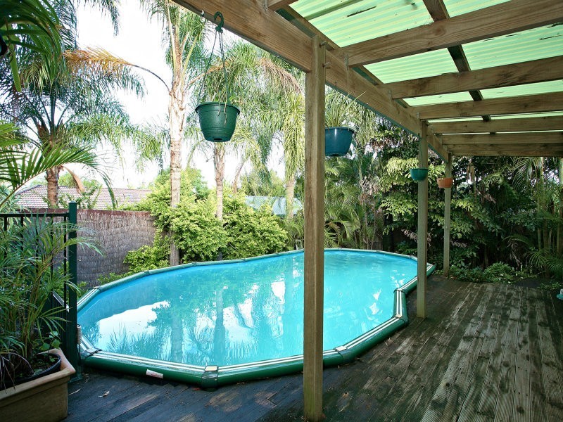 8 W G Hayden Drive, Collingwood Park QLD 4301