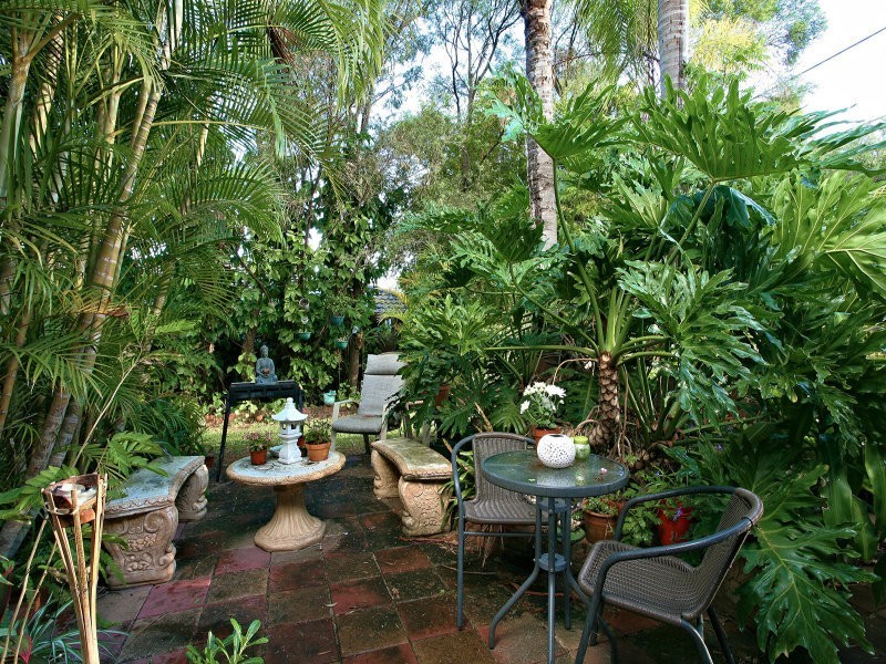 8 W G Hayden Drive, Collingwood Park QLD 4301