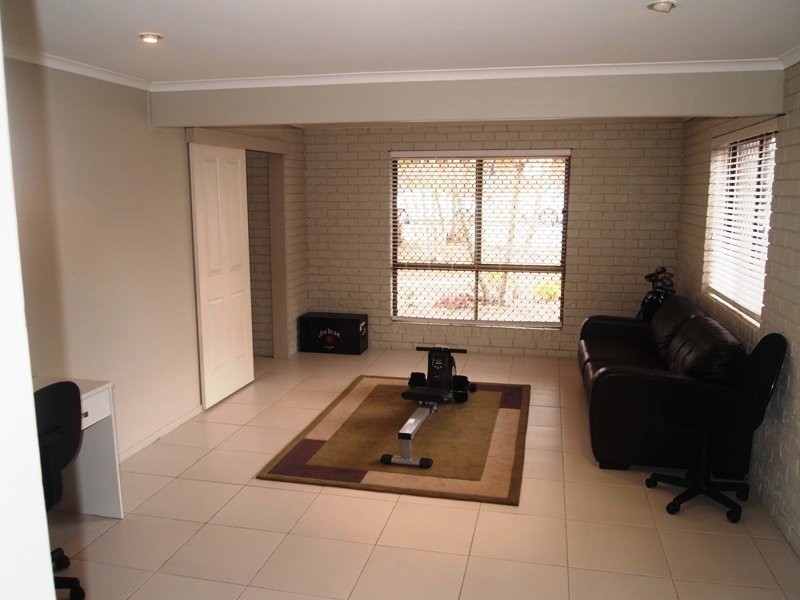 5 Burrel Street, Collingwood Park QLD 4301