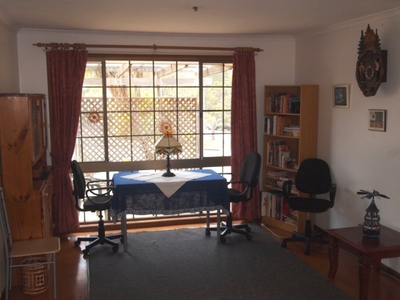 10 Bailey Street, Collingwood Park QLD 4301