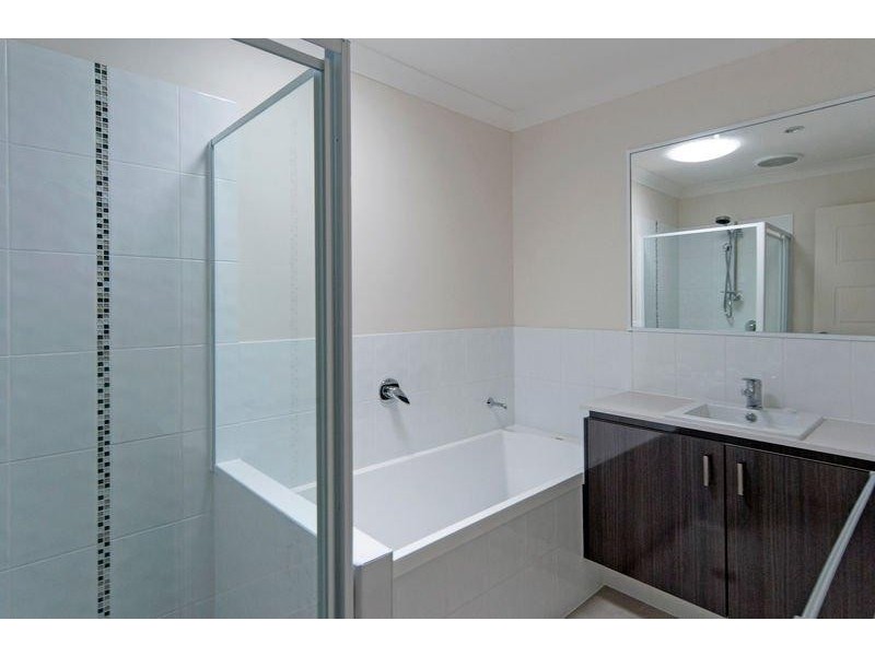 35 Friendship Place, Brassall QLD 4305