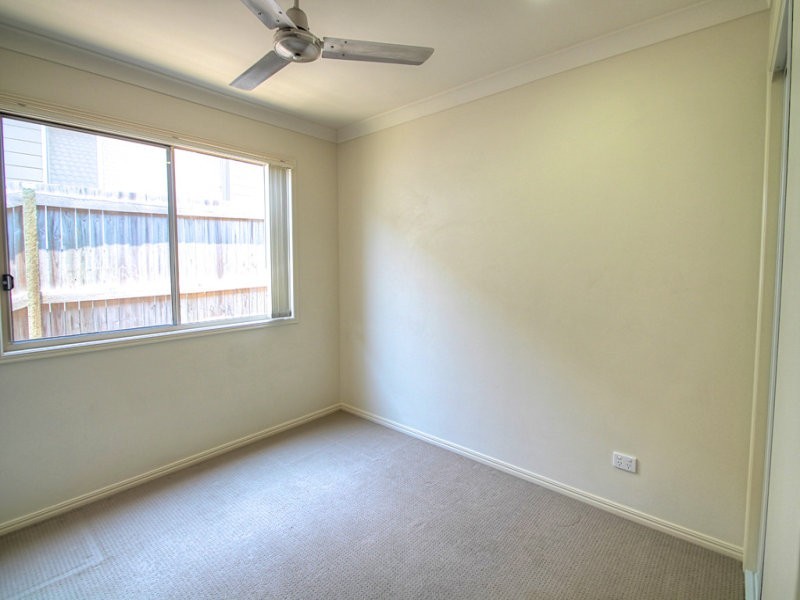 8 Griffin Crescent, Collingwood Park QLD 4301