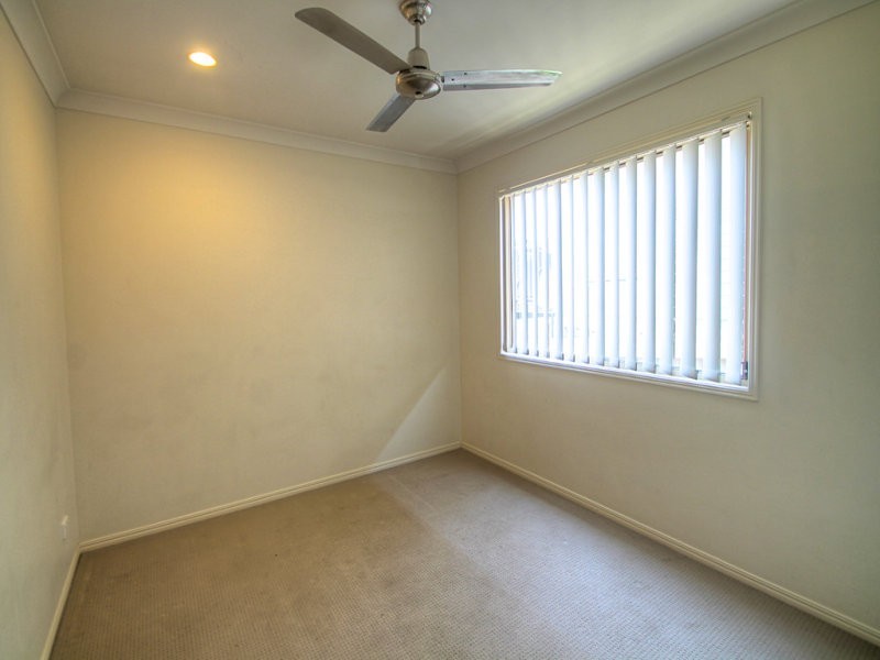 8 Griffin Crescent, Collingwood Park QLD 4301