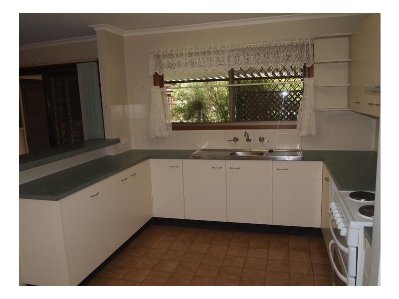 18 Manning Court, Collingwood Park QLD 4301