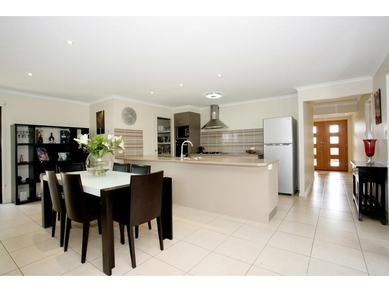 18 Tait Avenue, Redbank Plains QLD 4301