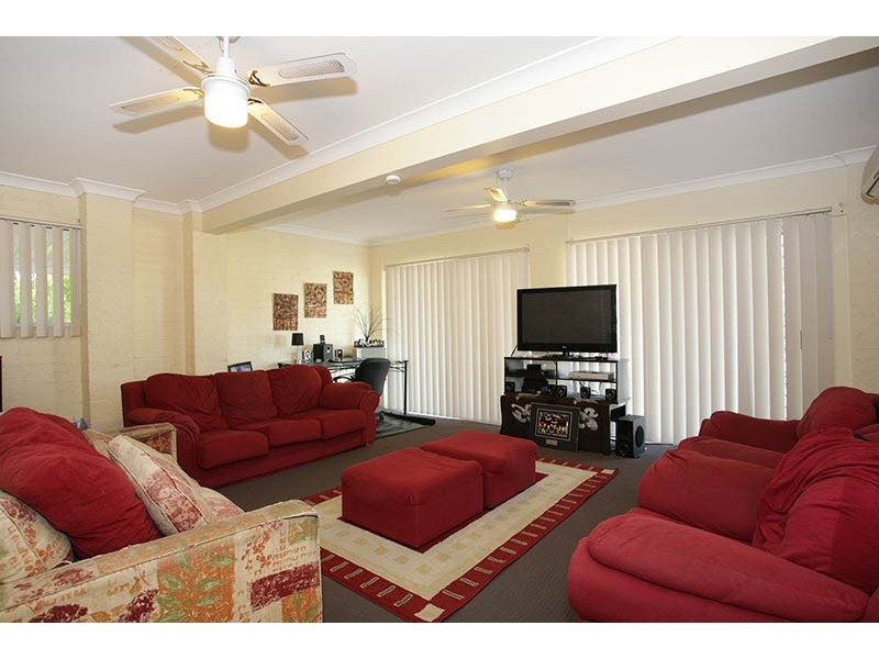 4 Cathryn Court, Collingwood Park QLD 4301