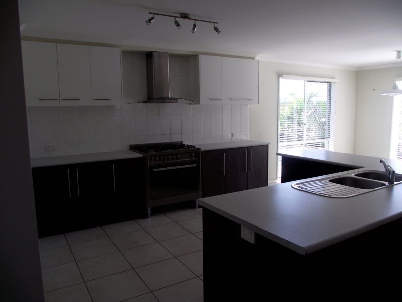 2 Skinner Street, Collingwood Park QLD 4301