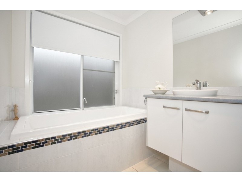 23 Macswiney Street, Collingwood Park QLD 4301