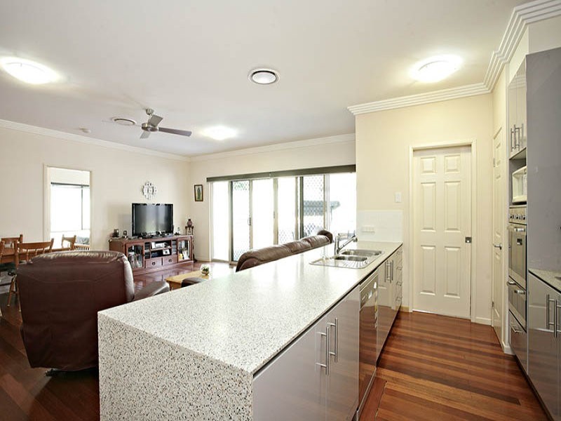 7 Katandra Cres, Bellbird Park QLD 4300