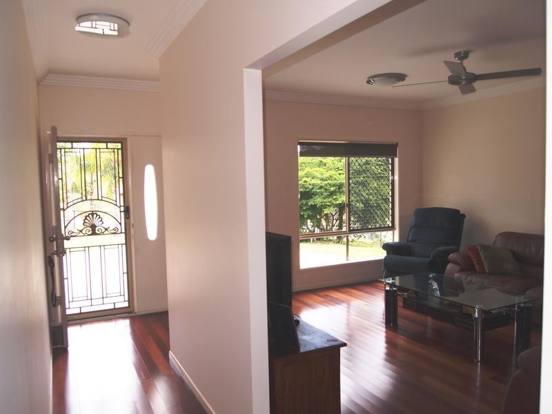 7 Katandra Cres, Bellbird Park QLD 4300