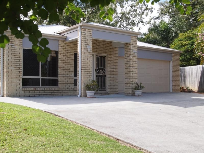 7 Katandra Cres, Bellbird Park QLD 4300