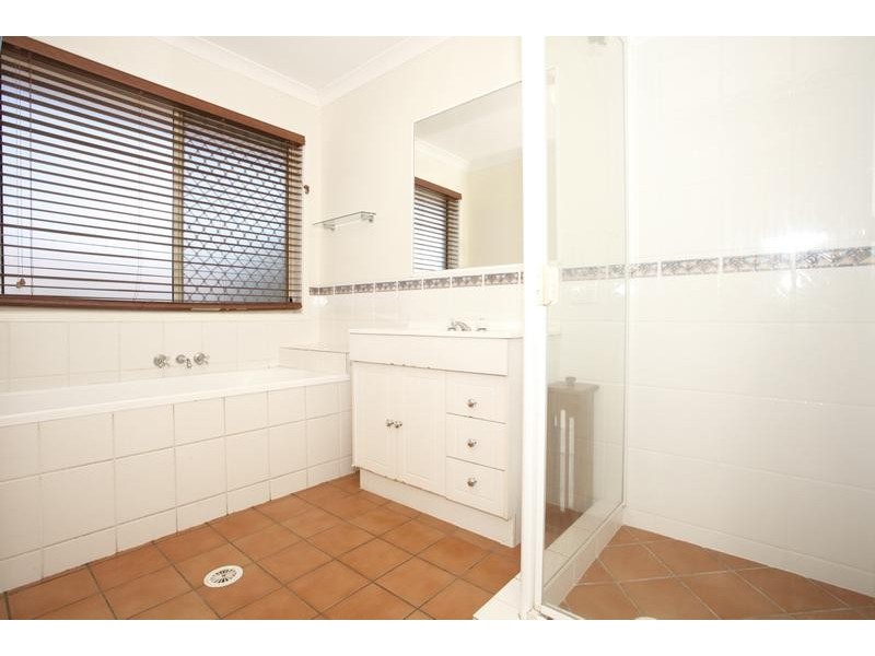 32 Gibbs Avenue, Collingwood Park QLD 4301