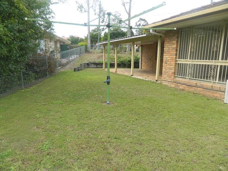 24 Brenda court, Collingwood Park QLD 4301