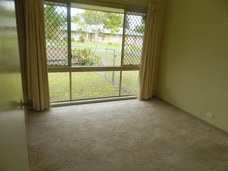 24 Brenda court, Collingwood Park QLD 4301