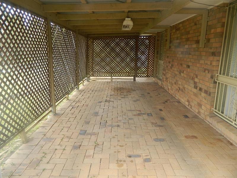 24 Brenda court, Collingwood Park QLD 4301