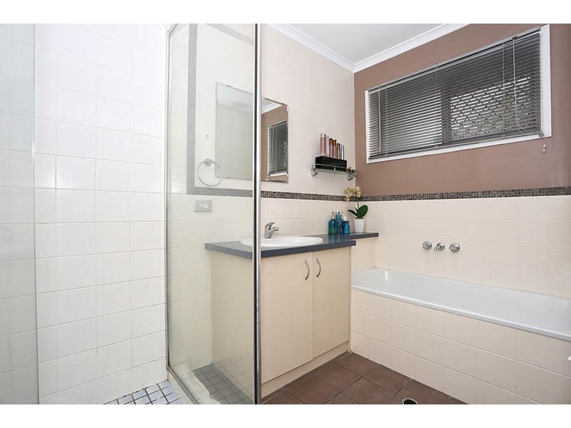 4 Gibbs Avenue, Collingwood Park QLD 4301