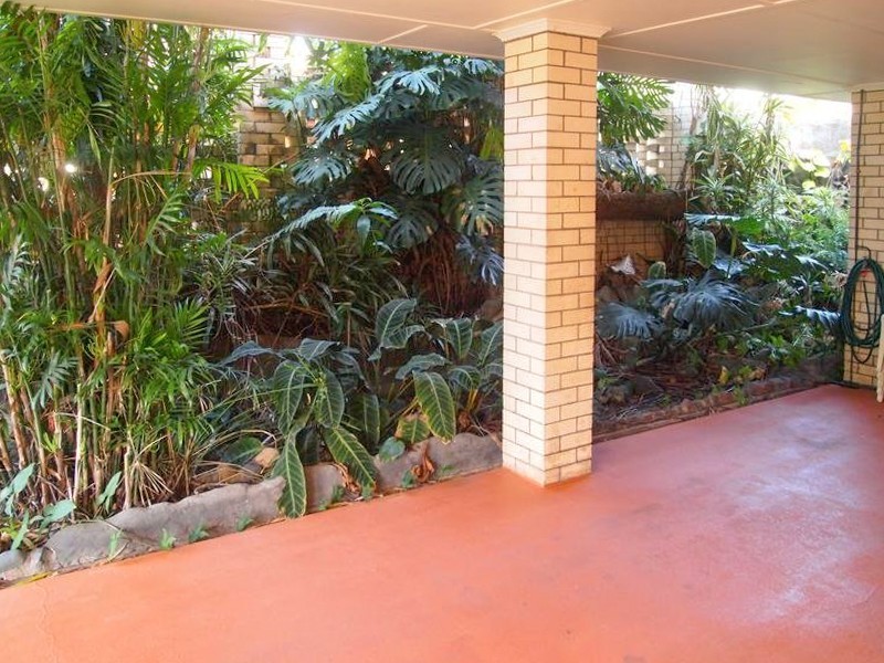 3 OTLEY STREET, Ipswich QLD 4305