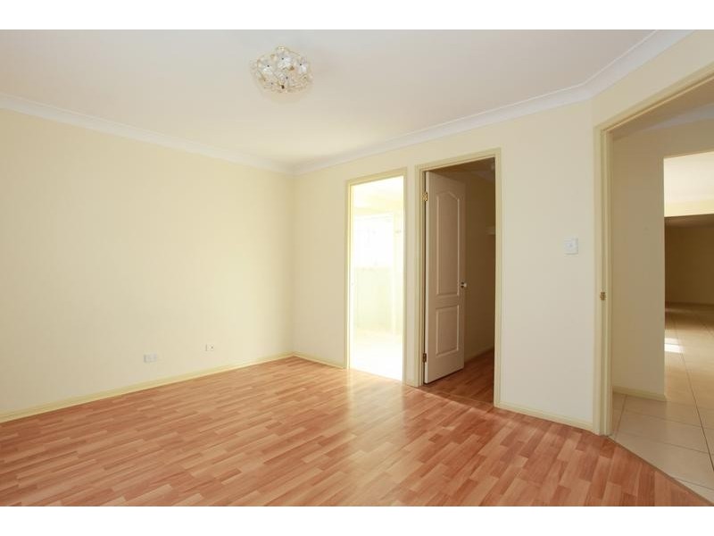 10 Cheihk Street, Collingwood Park QLD 4301