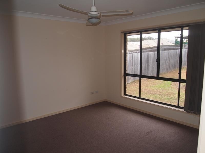 1 DEBORAH DRIVE, Collingwood Park QLD 4301