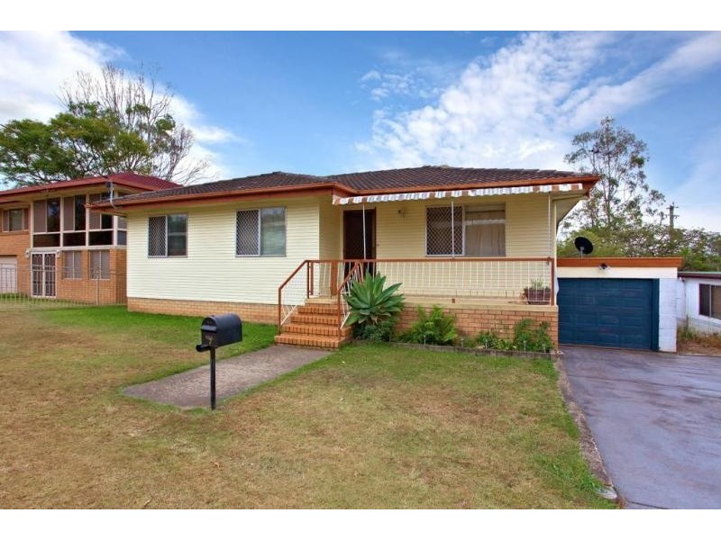 7 Webb Street, Riverview QLD 4303