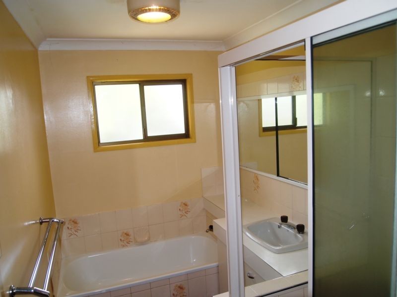 13 Whissen Court, Collingwood Park QLD 4301