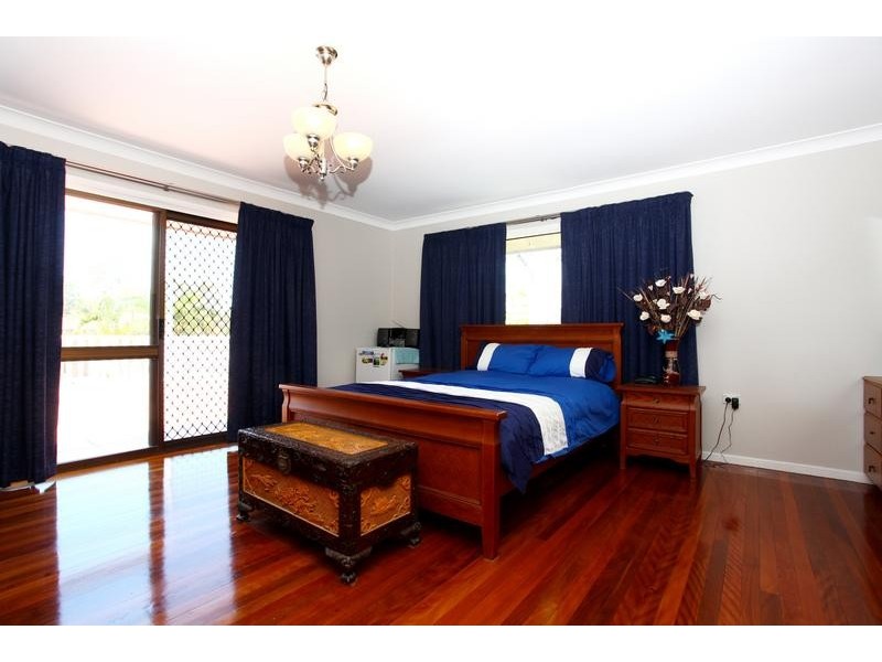13 Heysen Court, Collingwood Park QLD 4301