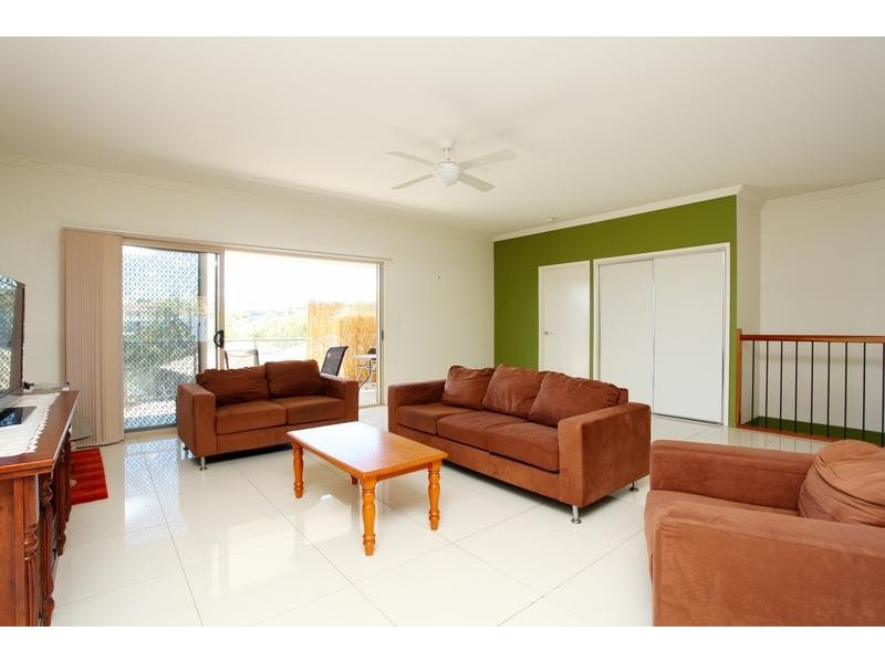 18 HEATHWOOD PLACE, Collingwood Park QLD 4301