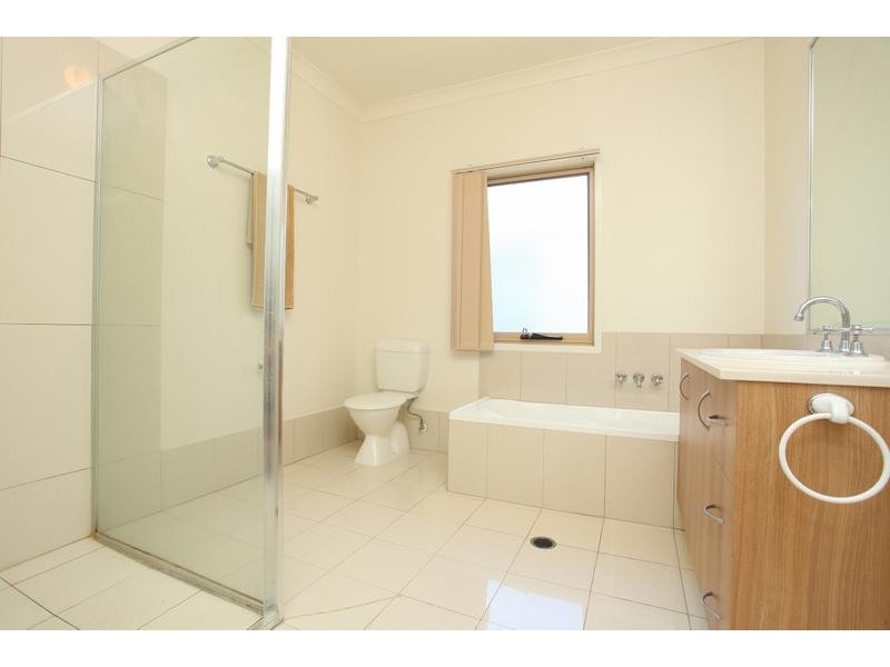 18 HEATHWOOD PLACE, Collingwood Park QLD 4301